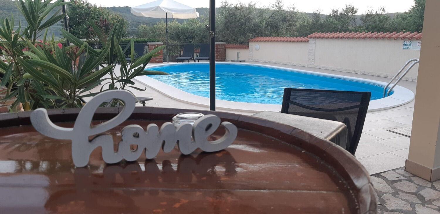 Apartments Robi- Swimming Pool And Beautiful Garden Kampor Екстер'єр фото