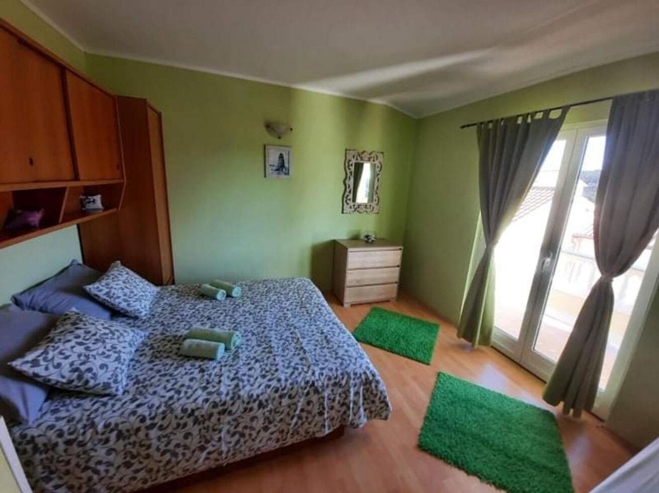 Apartments Robi- Swimming Pool And Beautiful Garden Kampor Екстер'єр фото