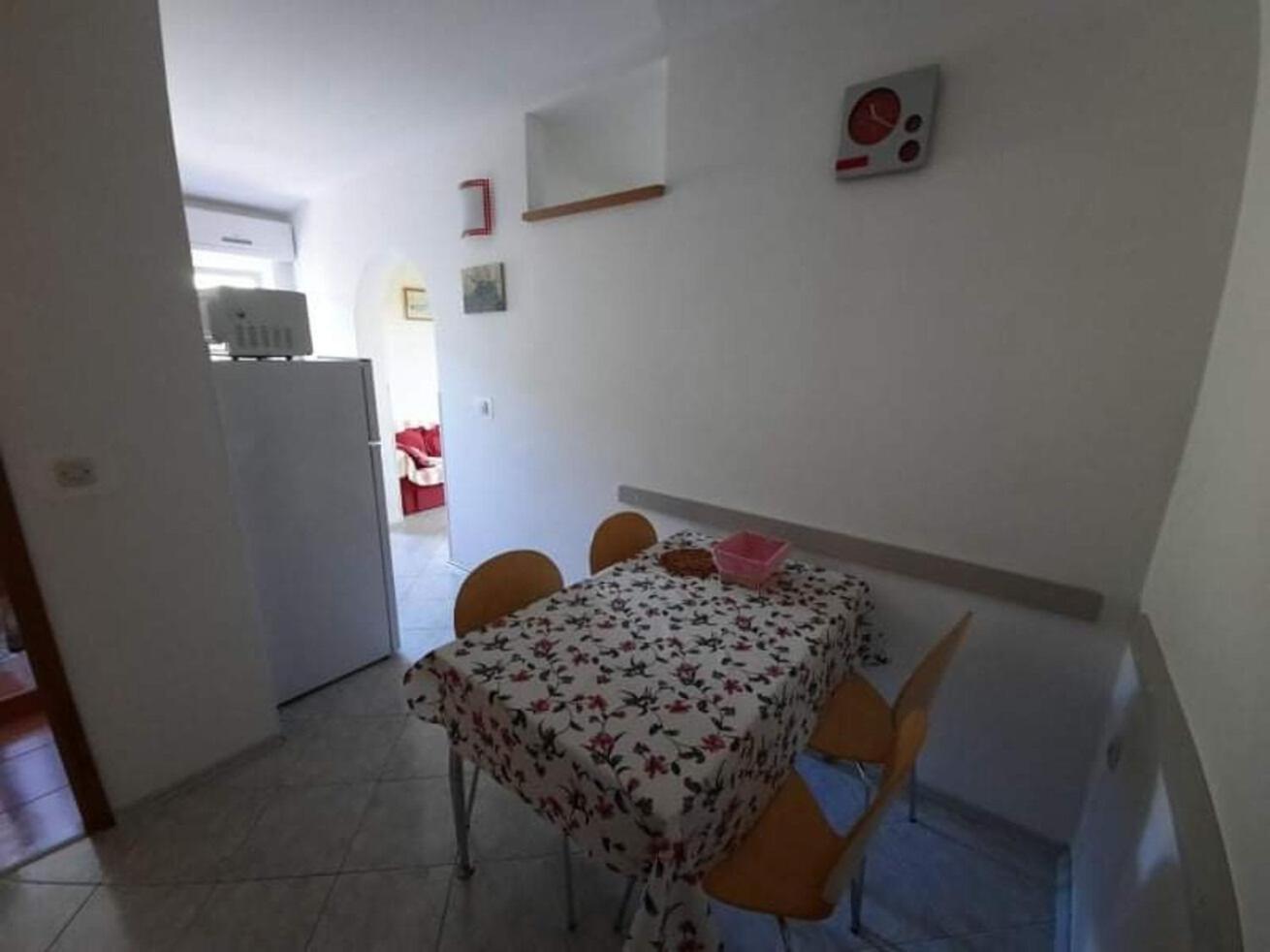 Apartments Robi- Swimming Pool And Beautiful Garden Kampor Екстер'єр фото